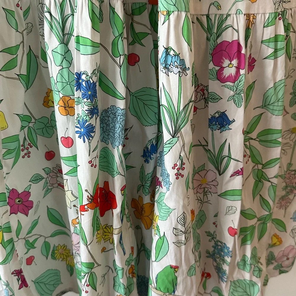 Floral White Maxi Dress with Green Leaf Print - Picture 5 of 9